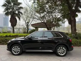 Audi Q5L 2024 40TFSI Deluxe Elegant exterior photo 4