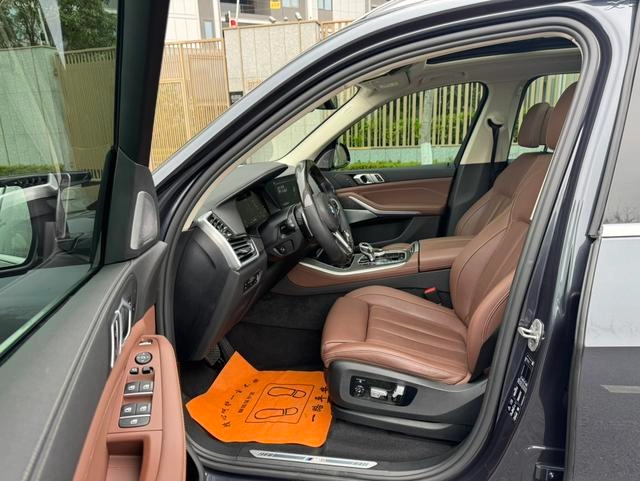 BMW X5 2021 Restyling xDrive40i Premium Class M Sports suit exterior photo 9