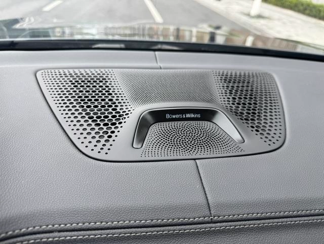 BMW X5 2021 Restyling xDrive40i Premium Class M Sports suit interior photo 17