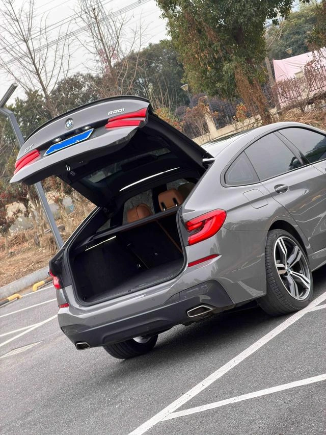 BMW 6 Series GT 2021 Reforma 630i M Conjunto deportivo exterior foto 9