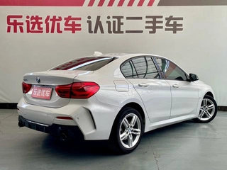 BMW 1 Series 2021 120i M Edición nocturna deportiva exterior foto 5