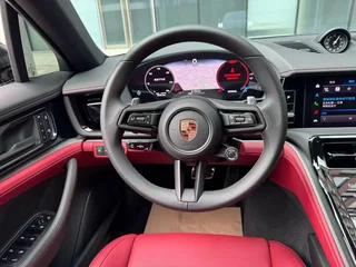 Porsche Panamera 2024 Panamera Executive extension 2.9T interior photo 7