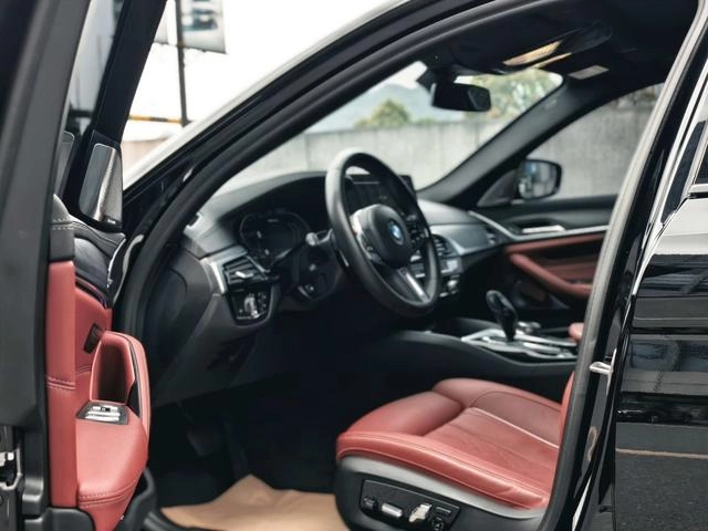 BMW 5 Series 2022 Restyling 530Li Premium Class M Sports suit exterior photo 8
