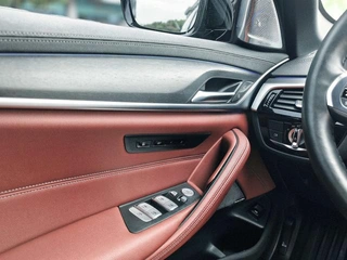 BMW 5 Series 2022 Restyling 530Li Premium Class M Sports suit interior photo 16
