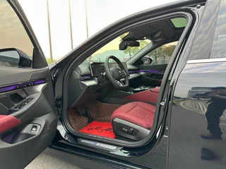 BMW 5 Series 2025 525Li M Ensemble de sport extérieur photo 5