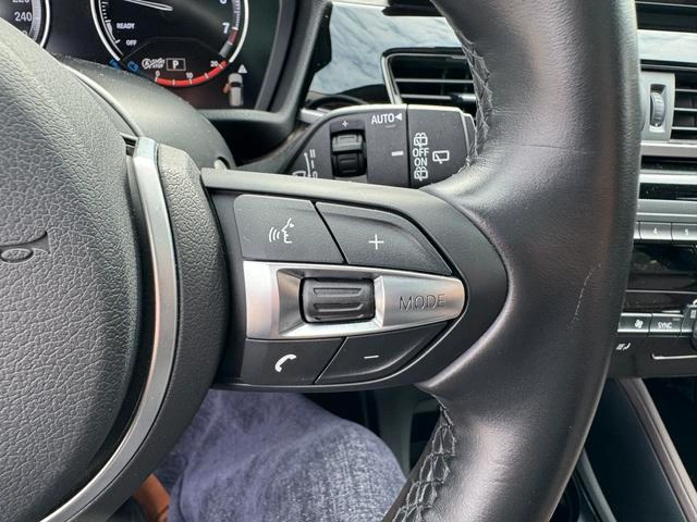 BMW X1 2022 sDrive25Li Leading Type interior photo 17
