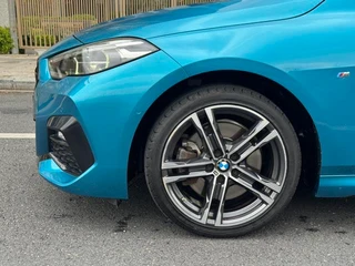 BMW 2 Series 2021 225i Coupé à quatre portes M Set de nuit de sport extérieur photo 6