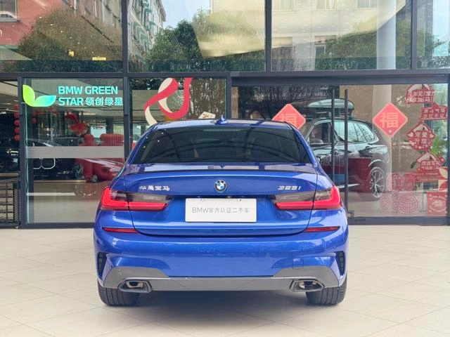 BMW 3 Series 2022 325i M Sports Night Suit exterior photo 4