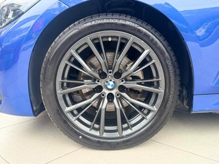 BMW 3 Series 2022 325i M Sports Night Suit exterior photo 8