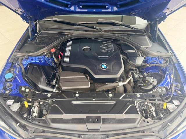 BMW 3 Series 2022 325i M Sports Night Suit interior photo 18
