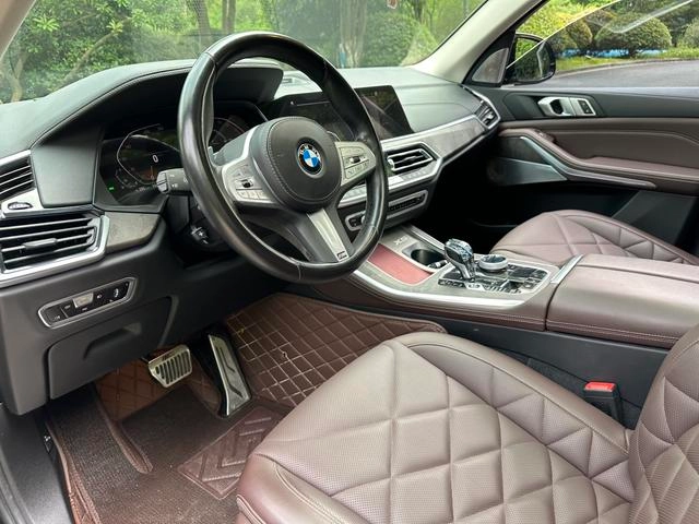 BMW X5 2022 xDrive 30Li Premium Class M Sports suit exterior photo 6