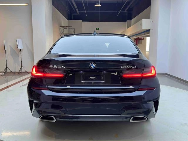 BMW 3 Series 2022 320Li M Спортивный костюм экстерьер фото 4