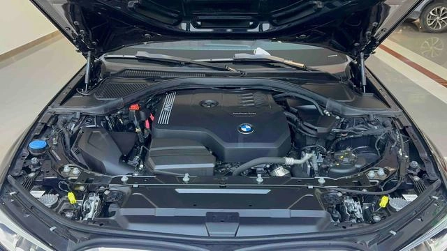 BMW 3 Series 2022 320Li M Спортивный костюм интерьер фото 19
