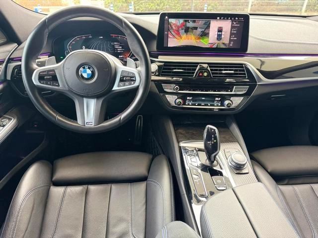 BMW 6 Series GT 2022 630i M Ensemble de sport intérieur photo 11