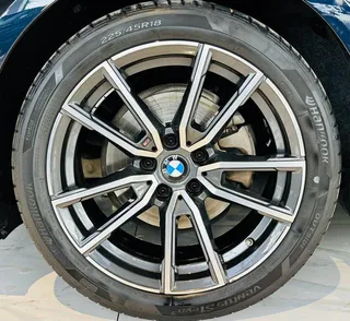 BMW 3 Series 2022 Reforma 325Li M Conjunto deportivo interior foto 19