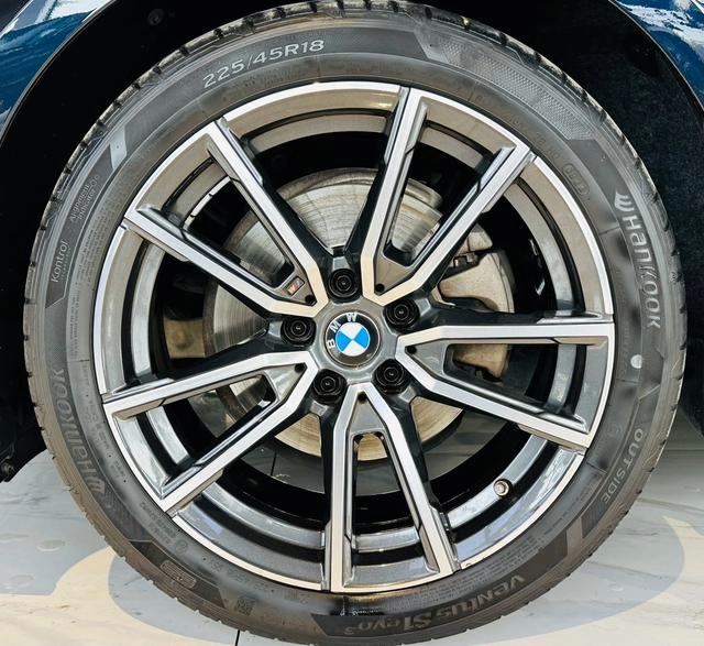 BMW 3 Series 2022 Reforma 325Li M Conjunto deportivo interior foto 19