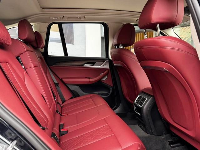 BMW X3 2023 xDrive30i Leader M Ensemble de nuit Yao intérieur photo 14