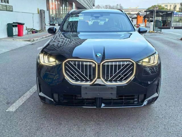 BMW X3 2025 xDrive30L Tipo de lujo M Traje nocturno deportivo Yao exterior foto 2 BMW X3 2025 xDrive30L Tipo de lujo M Traje nocturno deportivo Yao exterior foto 2