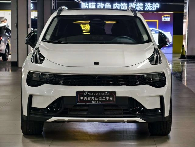 LYNK & CO 01 2024 2.0TD Two-wheel drive global Pro exterior photo 2