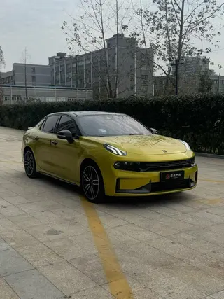 LYNK & CO 03 2022 03 2.0TD Versión de conducción automática exterior foto 3