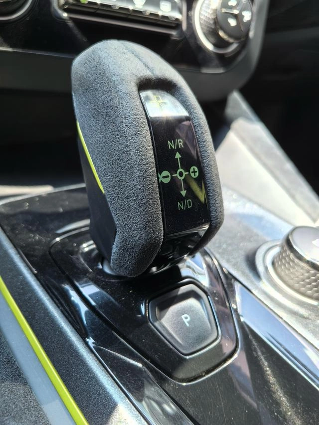 LYNK & CO 03 2022 03 2.0TD Versión de conducción automática interior foto 12