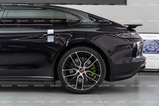 Porsche Panamera 2023 Panamera 4 Executive extension 2.9T exterior photo 10