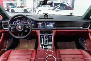 Porsche Panamera 2023 Panamera 4 Executive extension 2.9T interior photo 15