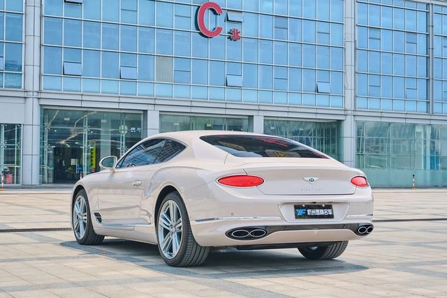 Bentley Continental 2024 4.0T GT V8 экстерьер фото 6