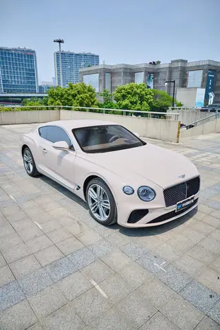 Bentley Continental 2024 4.0T GT V8 интерьер фото 10