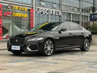 Jaguar XFL 2024 2.0T P250 Наслаждайтесь роскошным изданием с двумя приводами экстерьер фото 1