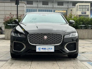 Jaguar XFL 2024 2.0T P250 Наслаждайтесь роскошным изданием с двумя приводами экстерьер фото 2