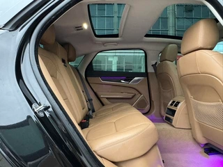Jaguar XFL 2024 2.0T P250 Наслаждайтесь роскошным изданием с двумя приводами интерьер фото 12