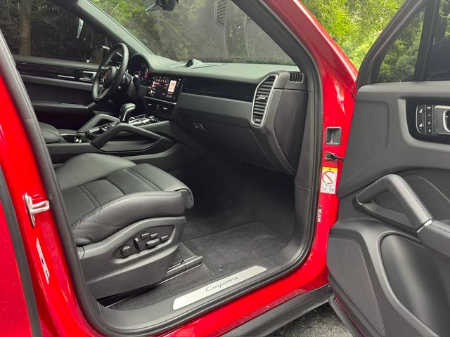 Porsche Cayenne Coupé 2023 Cayenne Coupé 3.0T interior foto 8