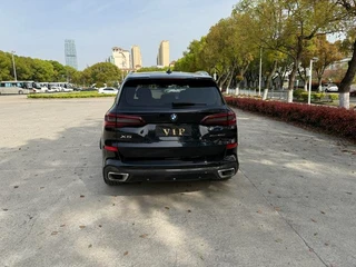 BMW X5 2022 Reforma xDrive 40Li M Conjunto deportivo interior foto 12
