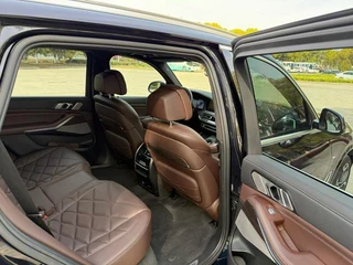 BMW X5 2022 Reforma xDrive 40Li M Conjunto deportivo interior foto 14