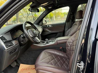 BMW X5 2022 Reforma xDrive 40Li M Conjunto deportivo interior foto 18