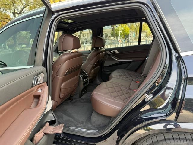 BMW X5 2022 Reforma xDrive 40Li M Conjunto deportivo interior foto 19