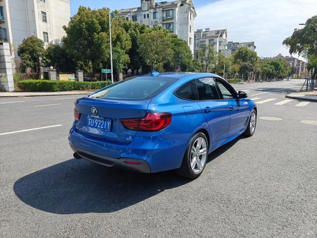 BMW 3 Series GT 2020 320i M Conjunto deportivo exterior foto 5