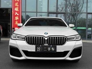 BMW 5 Series 2022 Reforma 530Li Líder M Conjunto deportivo exterior foto 2