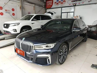 BMW 7 Series 2021 740Li Leading Type M Sports suit exterior photo 1