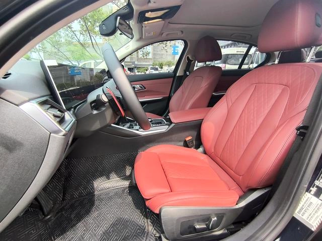 BMW 3 Series 2023 325Li M Sports suit interior photo 13