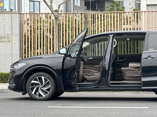 Volkswagen Viloran 2024 330TSI Luxury Edition exterior photo 10
