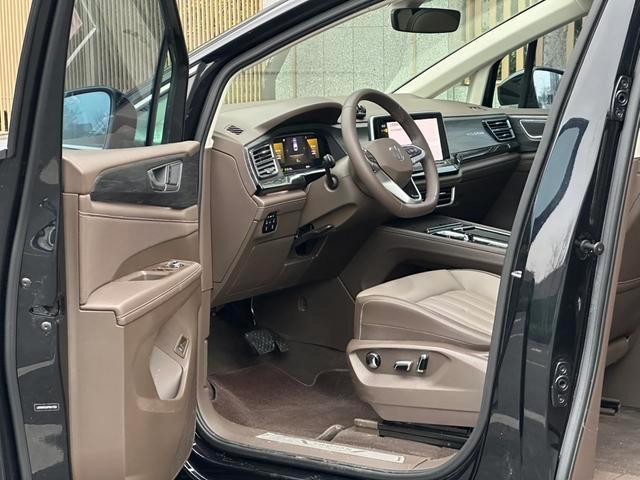 Volkswagen Viloran 2024 330TSI Luxury Edition interior photo 11