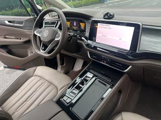 Volkswagen Viloran 2024 330TSI Luxury Edition interior photo 18
