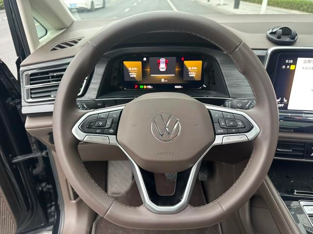 Volkswagen Viloran 2024 330TSI Luxury Edition interior photo 20