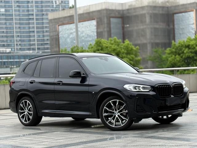 BMW X3 2023 xDrive30i Leading Type M Obsidian Night Suit exterior photo 3