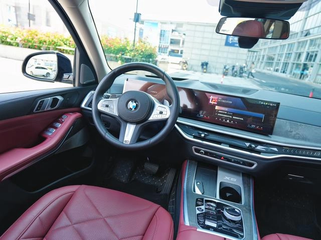 BMW X5 2023 xDrive30Li Premium Class M Sports Night Suit interior photo 7