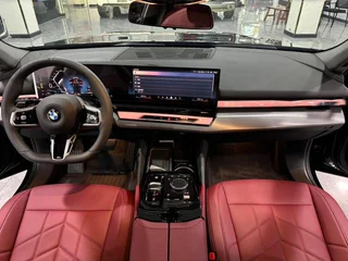 BMW 5 Series 2026 530Li Leading Type M Sports suit exterior photo 6