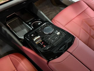 BMW 5 Series 2026 530Li Leading Type M Sports suit interior photo 8