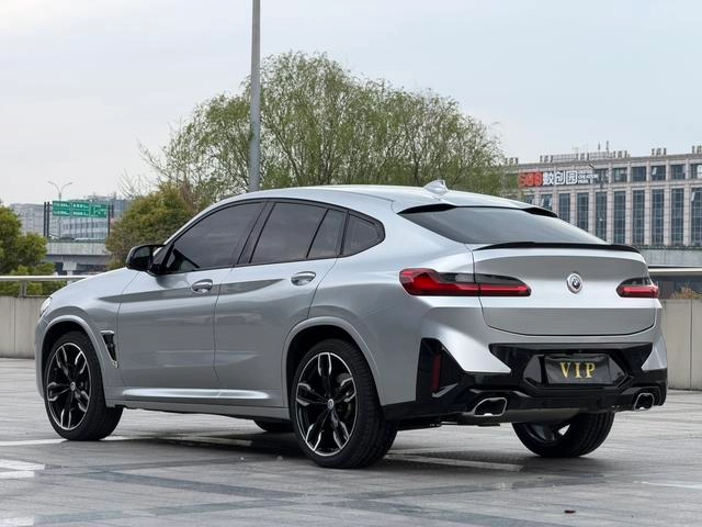 BMW X4 2022 M40i интерьер фото 9